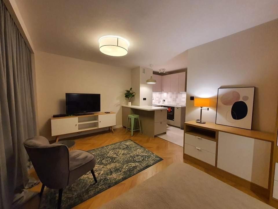 Młociny Metro Apartment 3 Warszawa Zewnętrze zdjęcie