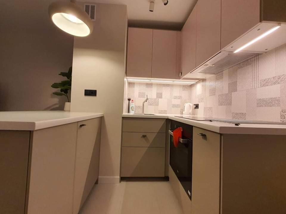 Młociny Metro Apartment 3 Warszawa Zewnętrze zdjęcie